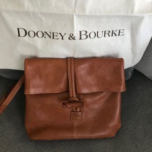 Dooney & Bourke bag